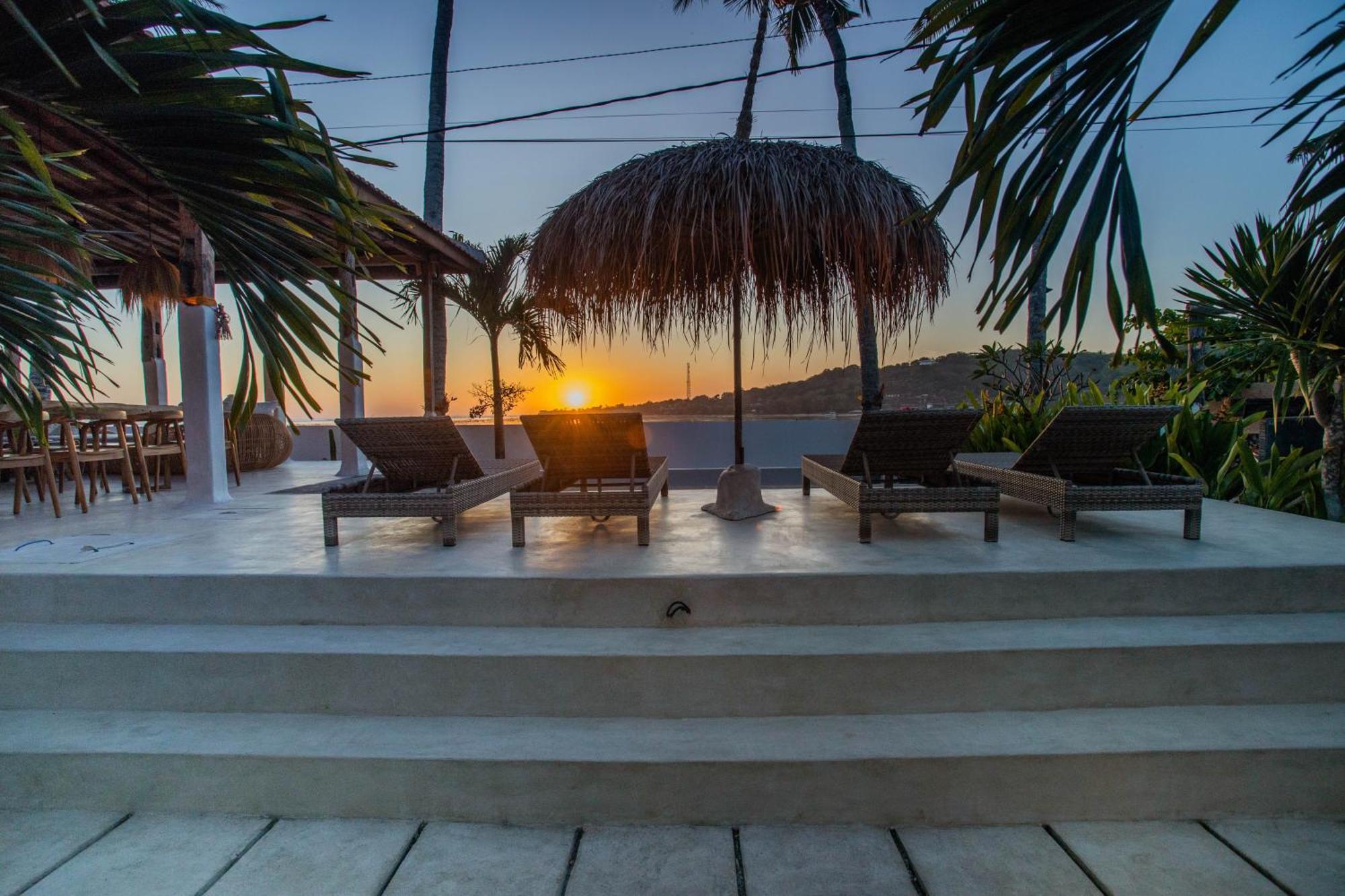 Sunset House Ceningan, 10 Person Beachview Private Villa Lembongan Exterior foto