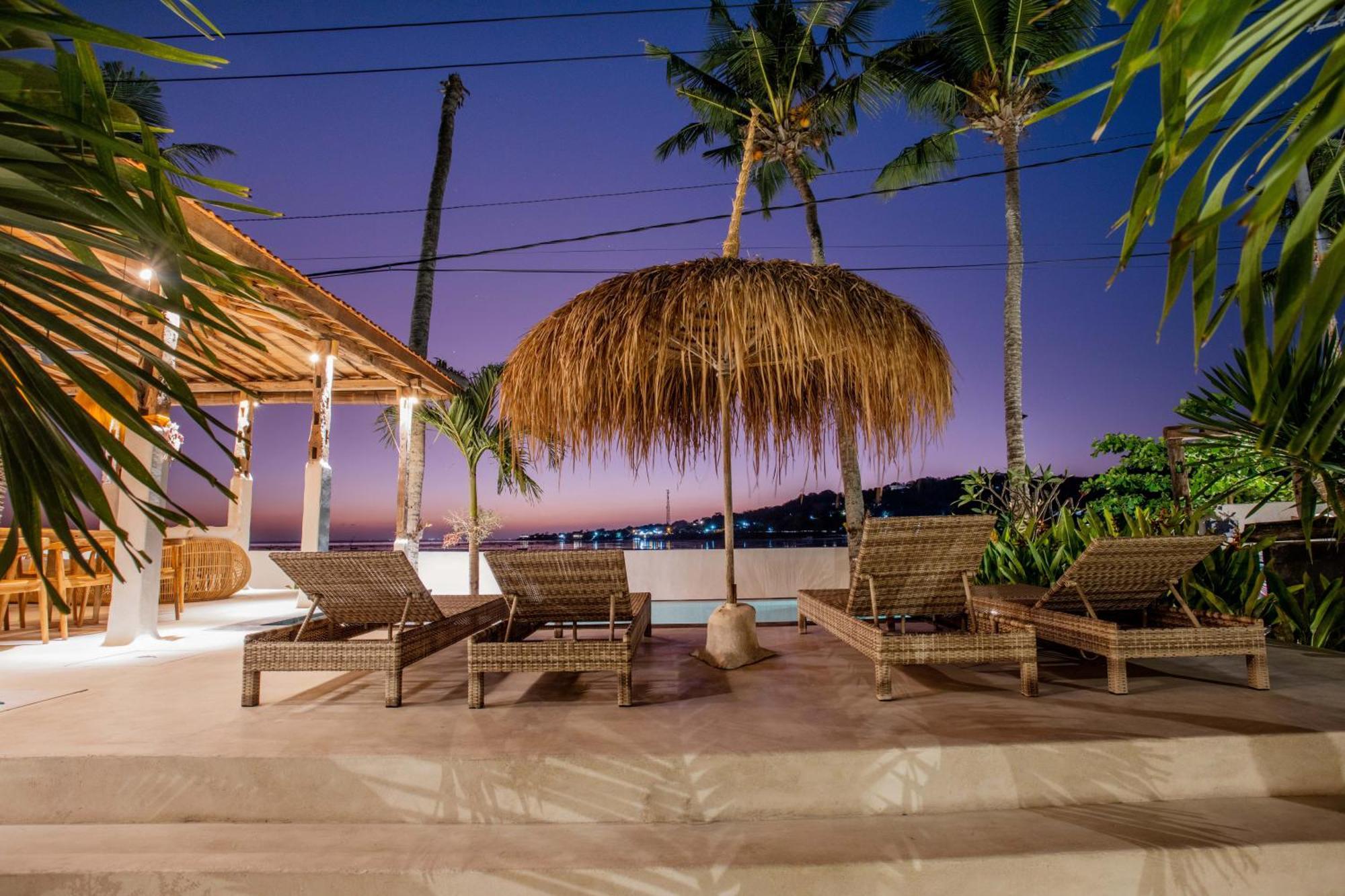 Sunset House Ceningan, 10 Person Beachview Private Villa Lembongan Exterior foto